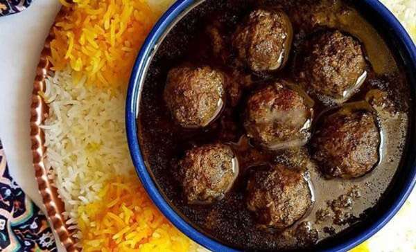 طرز تهیه خورشت فسنجون با گوشت قلقلی