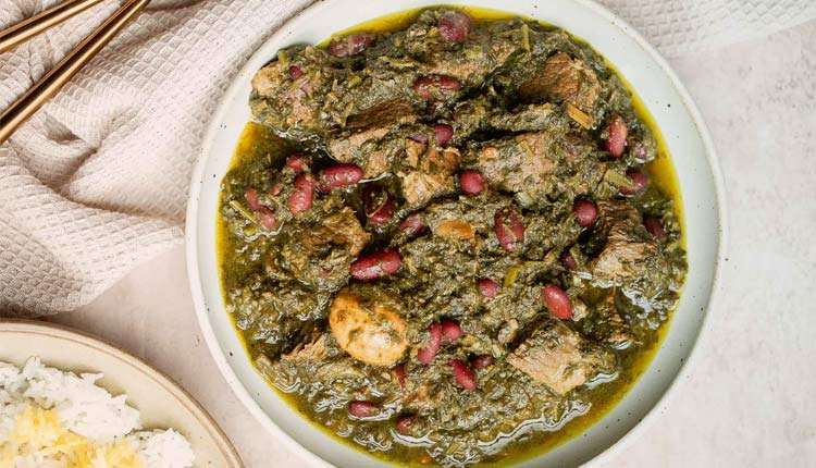 دستور پخت و طرز تهیه قورمه سبزی مجلسی و خوشمزه بلاگ دلینو